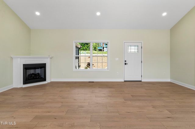 95 Sand Valley Road, Jonesborough, TN 37659