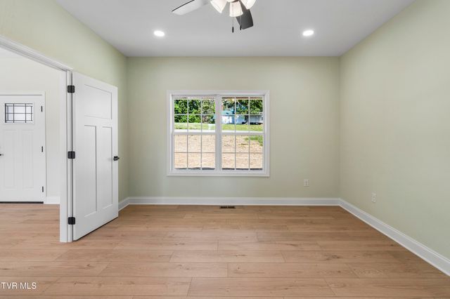 95 Sand Valley Road, Jonesborough, TN 37659