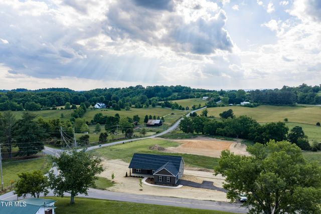 95 Sand Valley Road, Jonesborough, TN 37659