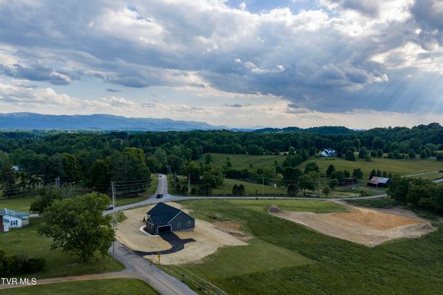 95 Sand Valley Road, Jonesborough, TN 37659