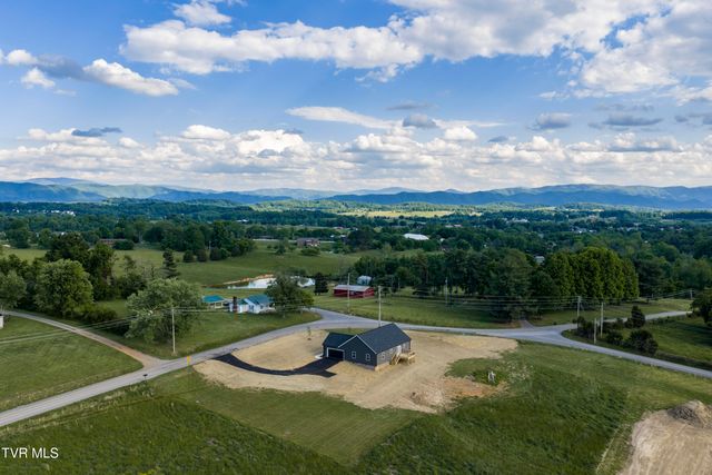 95 Sand Valley Road, Jonesborough, TN 37659