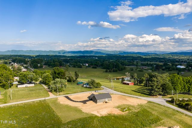 95 Sand Valley Road, Jonesborough, TN 37659