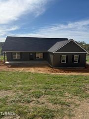 95 Sand Valley Road, Jonesborough, TN 37659
