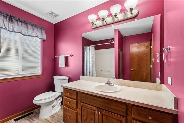 5906 Winterhaven Drive, Joliet, IL 60431