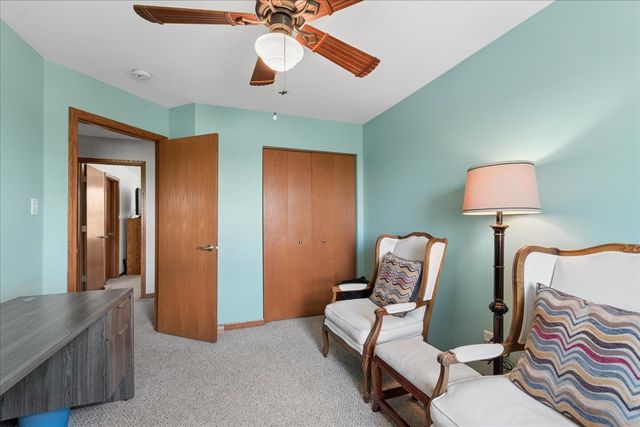 5906 Winterhaven Drive, Joliet, IL 60431