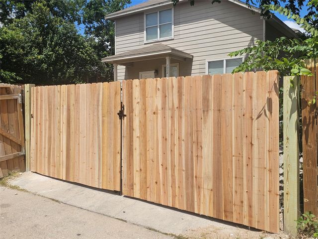 7002 Bennett Ave, Austin, TX 78752