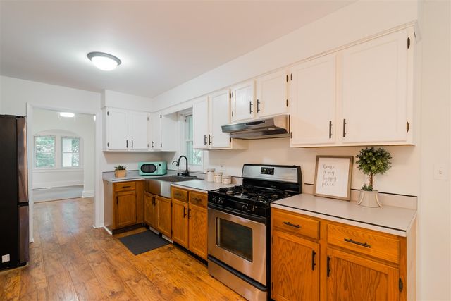 1054 Haines Street, Grand Rapids, MI 49504