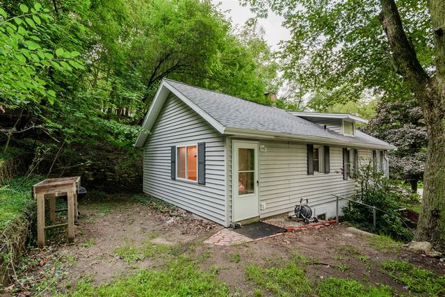 1054 Haines Street, Grand Rapids, MI 49504
