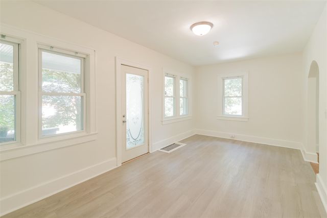 1054 Haines Street, Grand Rapids, MI 49504