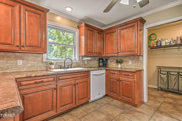377 Carlton Road, Bristol, TN 37620