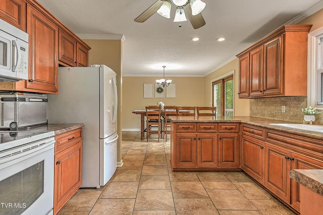 377 Carlton Road, Bristol, TN 37620