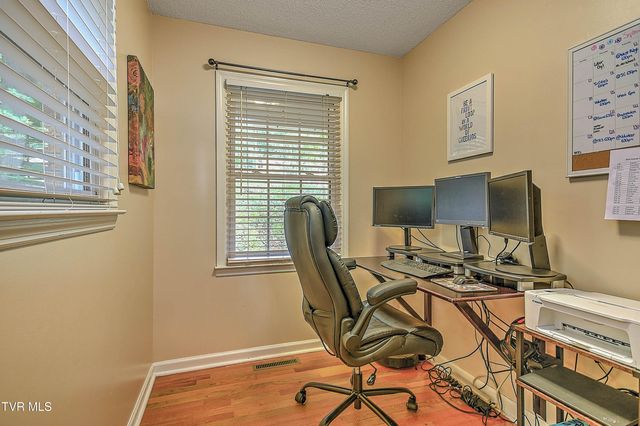 377 Carlton Road, Bristol, TN 37620