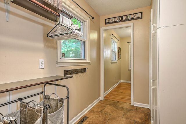 377 Carlton Road, Bristol, TN 37620