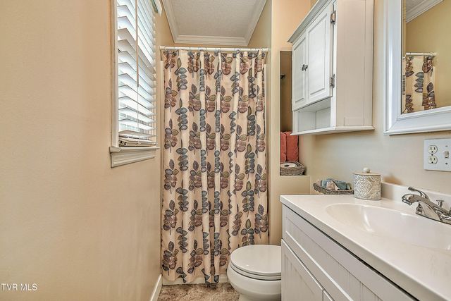 377 Carlton Road, Bristol, TN 37620