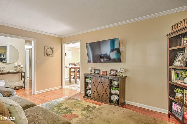 377 Carlton Road, Bristol, TN 37620