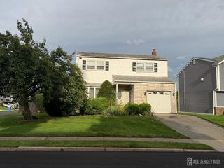 1085 Andrews Drive, Perth Amboy, NJ 08861