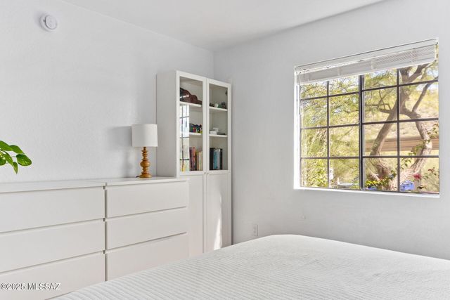 101 S Players Club Dr Apt 1101, Tucson, AZ 85745