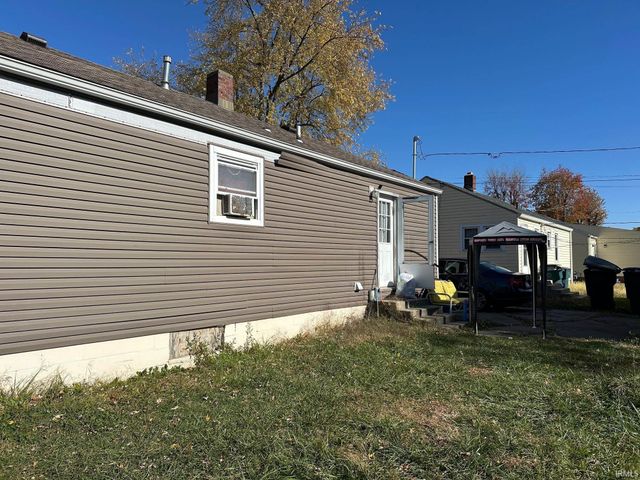 1805 E 20 th Street, Muncie, IN 47302