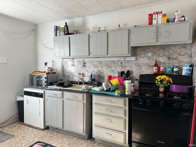 1805 E 20 th Street, Muncie, IN 47302