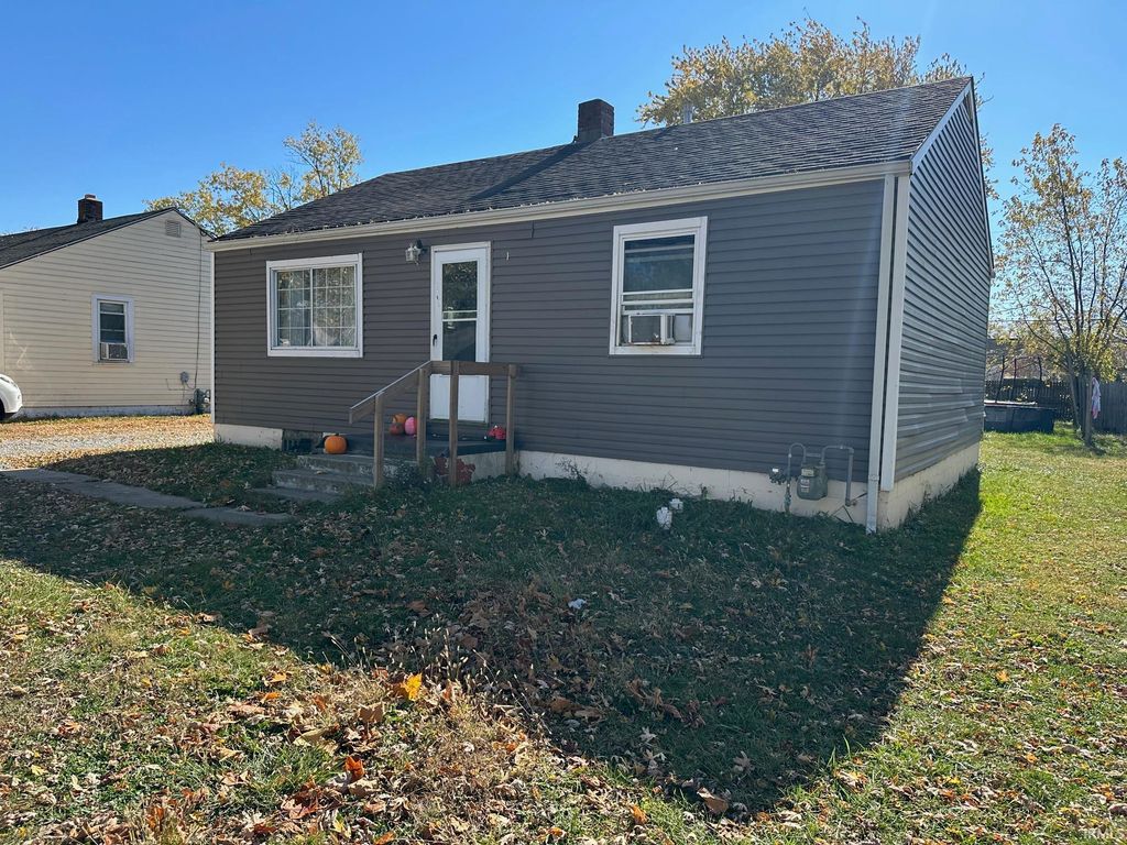 1805 E 20 th Street, Muncie, IN 47302