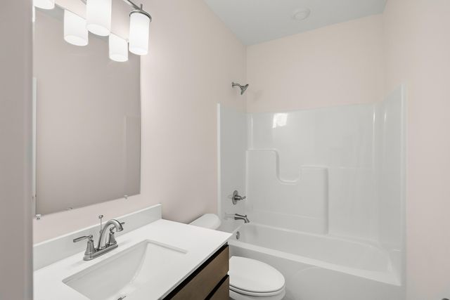 3204 Hilltop Road, Valparaiso, IN 46385