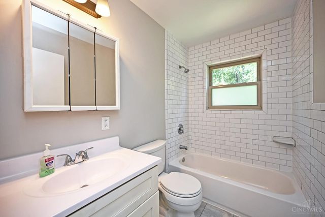 1301 Voll Road, Anderson Twp, OH 45230