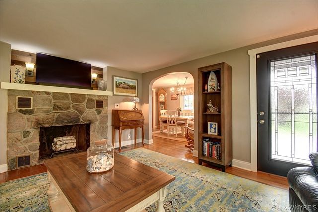 5175 Thompson Road, Clarence, NY 14031