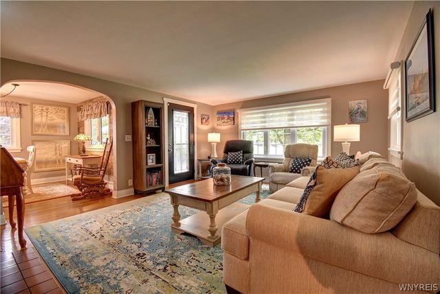 5175 Thompson Road, Clarence, NY 14031
