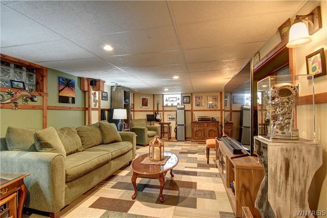 5175 Thompson Road, Clarence, NY 14031