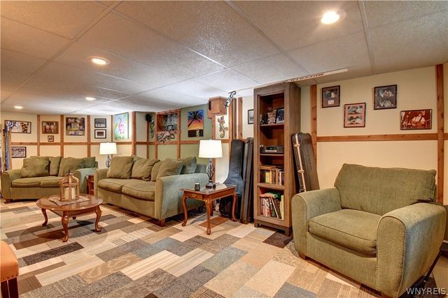 5175 Thompson Road, Clarence, NY 14031