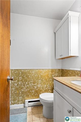 1713 Barrett Drive, Bethlehem City, PA 18017