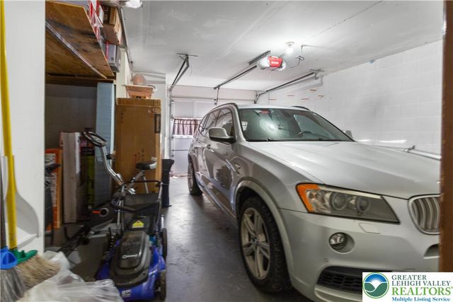 1713 Barrett Drive, Bethlehem City, PA 18017