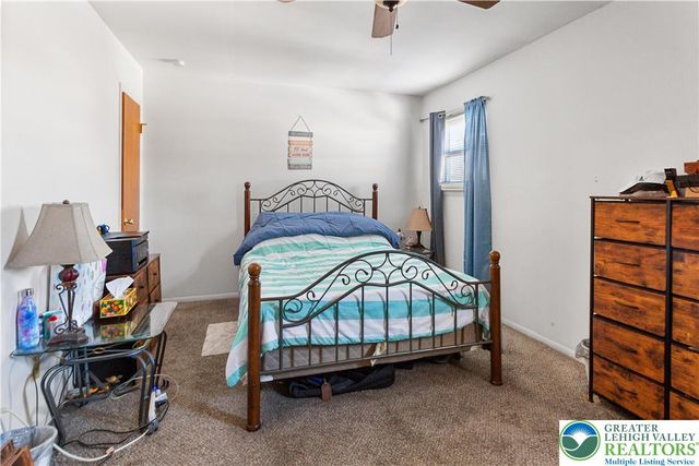 1713 Barrett Drive, Bethlehem City, PA 18017