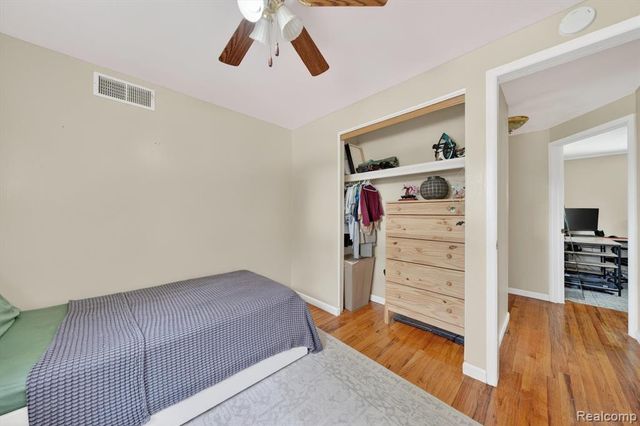 37168 Vincent Street, Westland, MI 48186