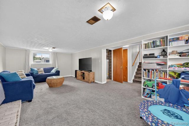 37168 Vincent Street, Westland, MI 48186