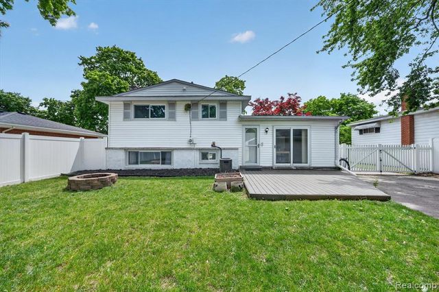37168 Vincent Street, Westland, MI 48186
