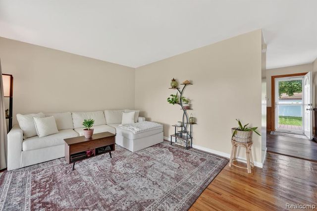 37168 Vincent Street, Westland, MI 48186