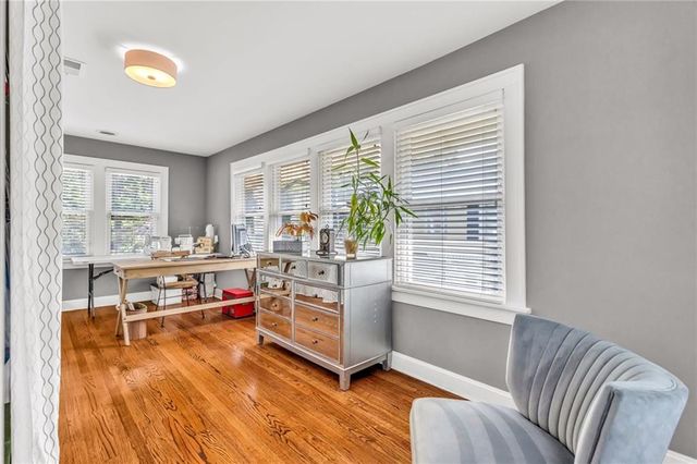4975 Ward Parkway Boulevard, Kansas City, MO 64112
