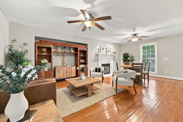 308 Black Swan Way, Wake Forest, NC 27587