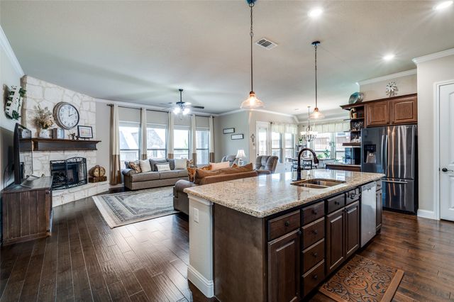 5912 Trail Marker Court, Fort Worth, TX 76123