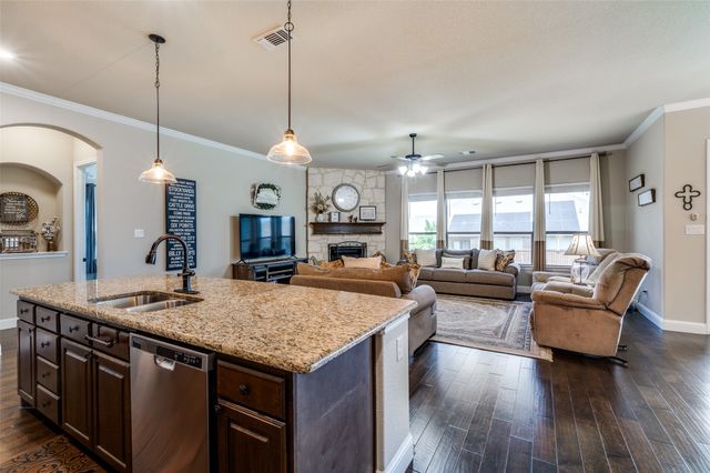 5912 Trail Marker Court, Fort Worth, TX 76123