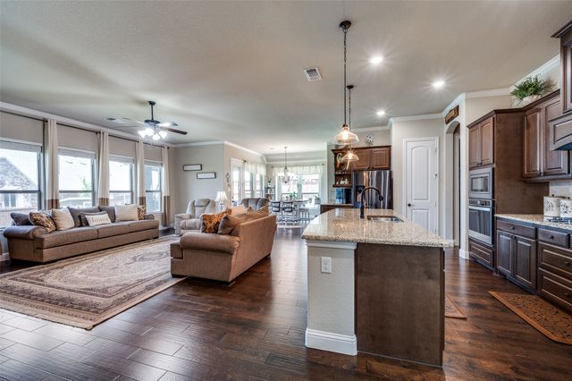 5912 Trail Marker Court, Fort Worth, TX 76123