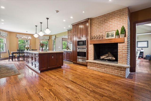 1418 Western Avenue, Flossmoor, IL 60422