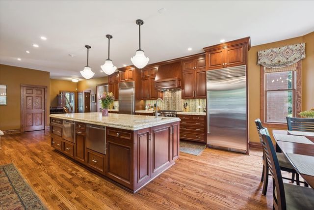 1418 Western Avenue, Flossmoor, IL 60422