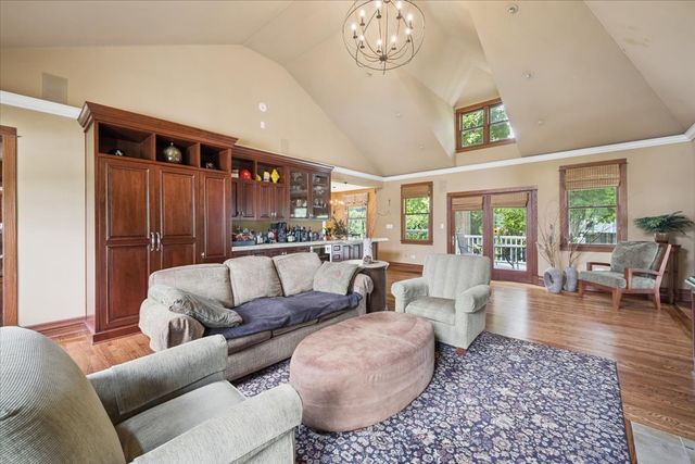 1418 Western Avenue, Flossmoor, IL 60422