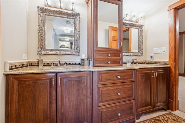 1418 Western Avenue, Flossmoor, IL 60422