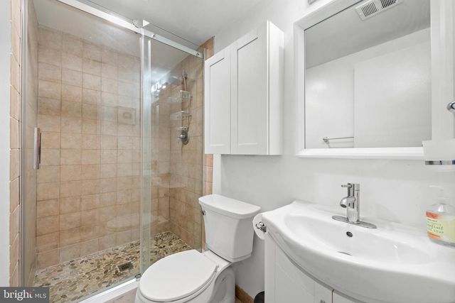 11612 CLIPSTONE LN, Reston, VA 20191