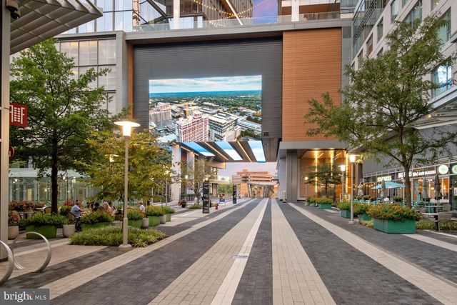 11612 CLIPSTONE LN, Reston, VA 20191