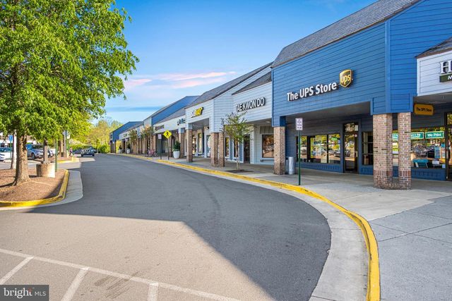 11612 CLIPSTONE LN, Reston, VA 20191