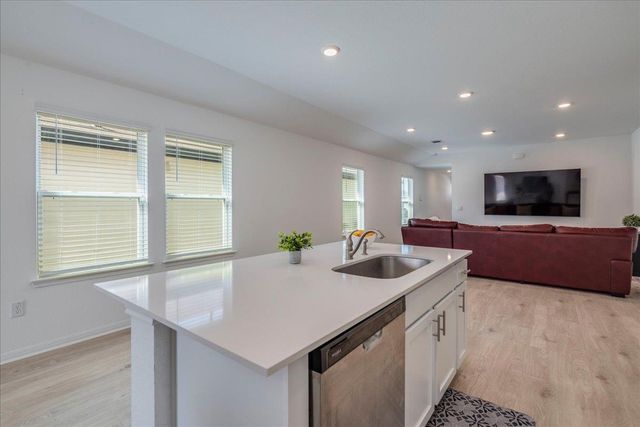 314 Lake Sweetwater LN, Buda, TX 78610